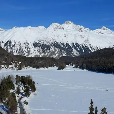 Traunter Via Appartement *